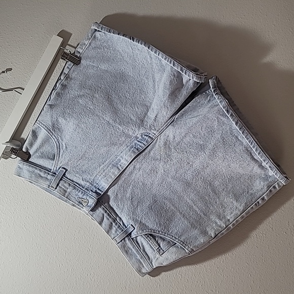 Vintage Lee Casual Mom Jean High-Waist Shorts Light Wash Old School Denim 18MED